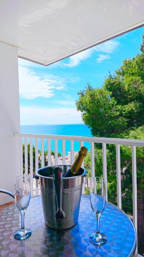 Apartamento Ginette Sunbeach 萨洛 外观 照片