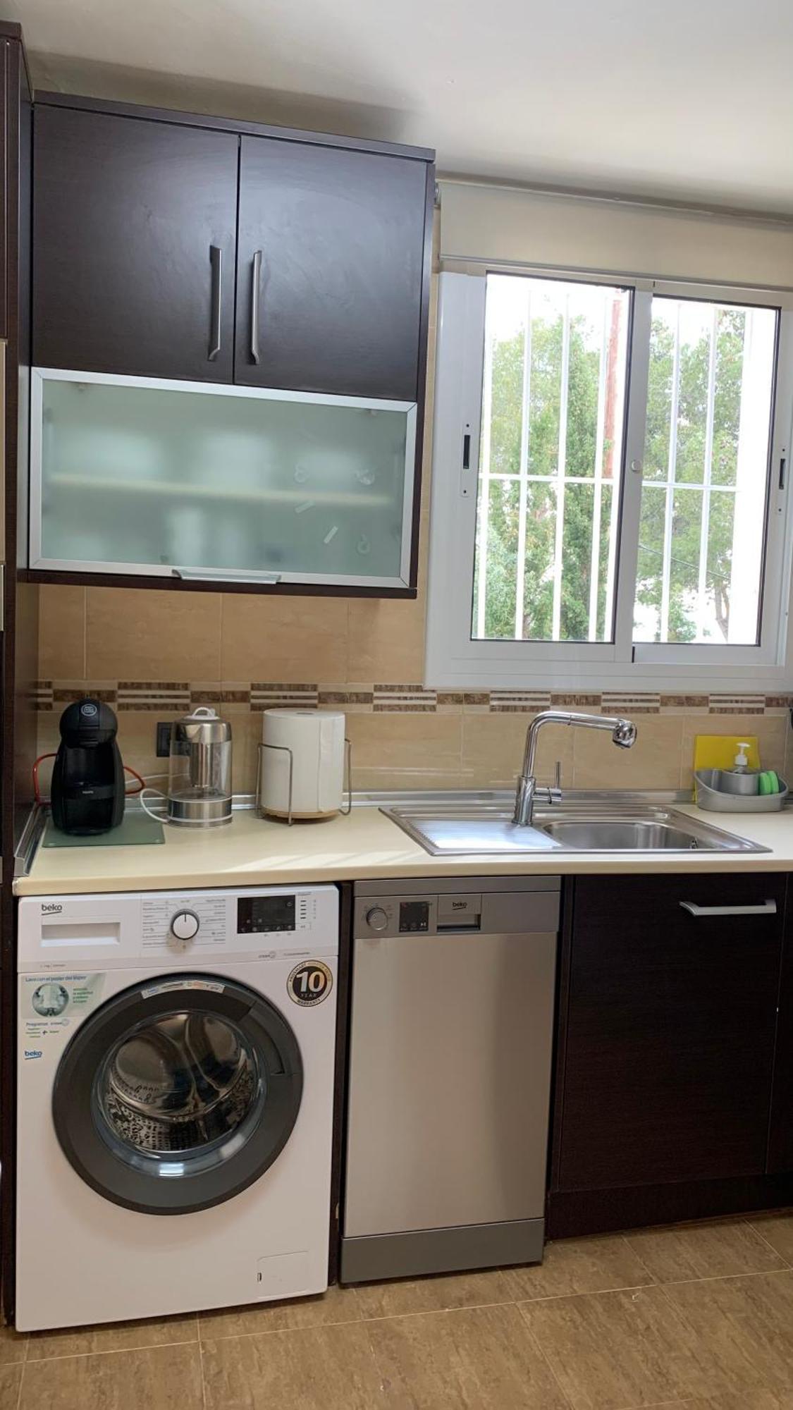 Apartamento Ginette Sunbeach 萨洛 外观 照片